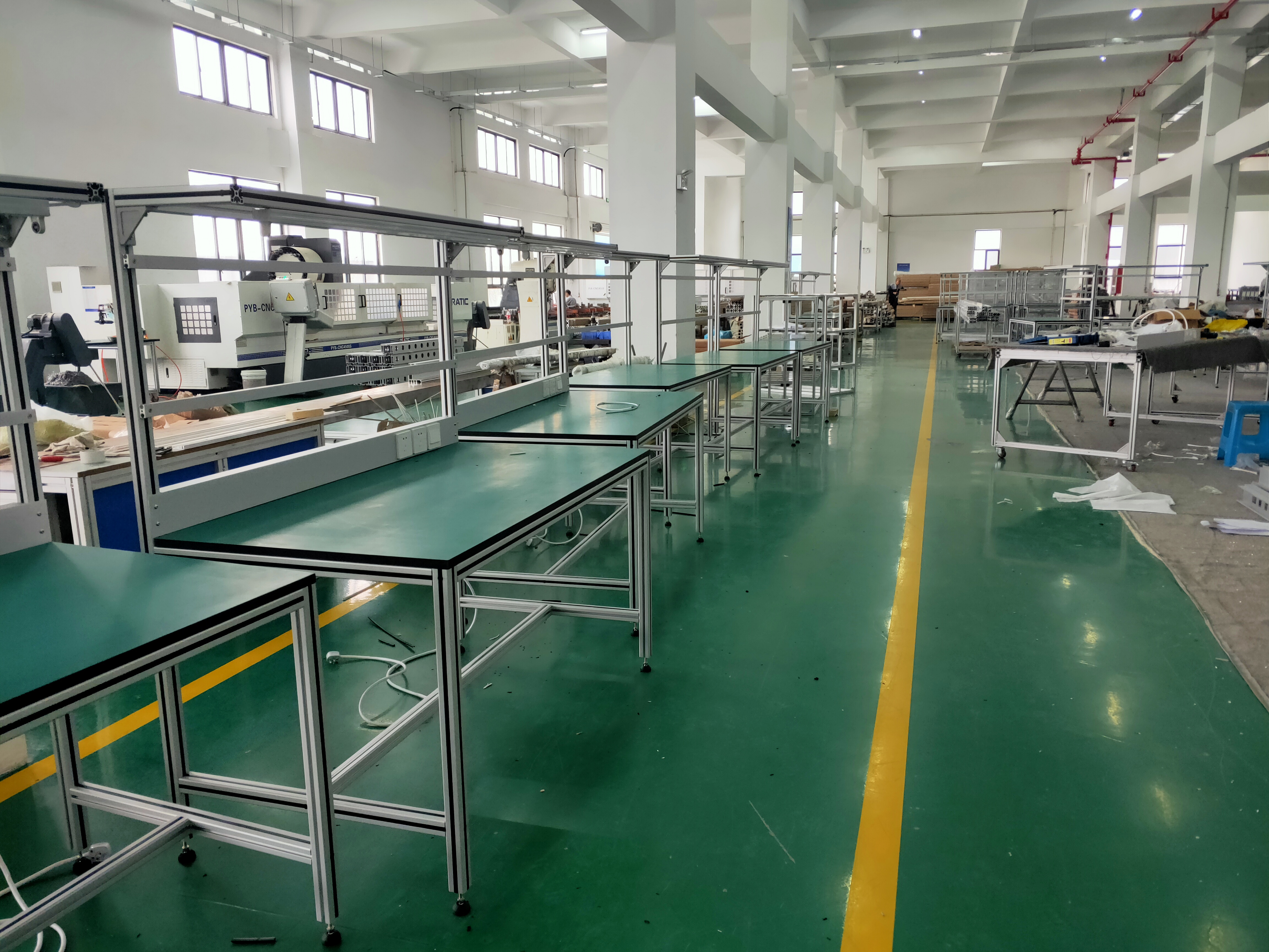 南京防靜電工作臺(tái)有著怎樣的不同之處？