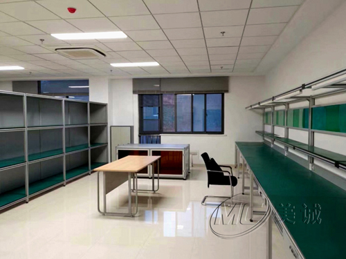 浙江鋁型材廠家生產(chǎn)的防靜電工作臺，和江蘇有什么不一樣？